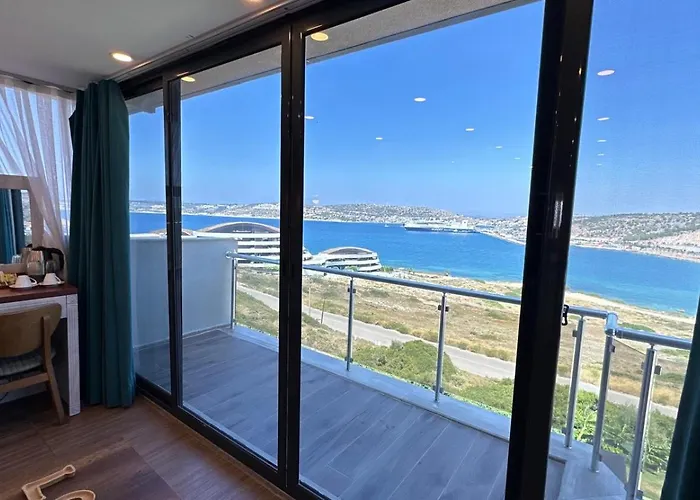 Aden Boutique Çeşme