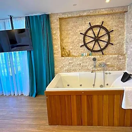 Aden Boutique Hotel