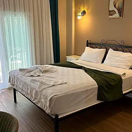 Aden Boutique Hotel Çeşme