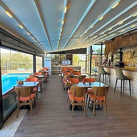 Aden Boutique Hotel Çeşme