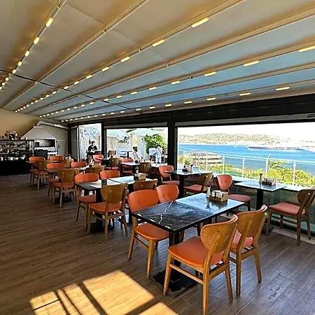 Aden Boutique Hotel Çeşme